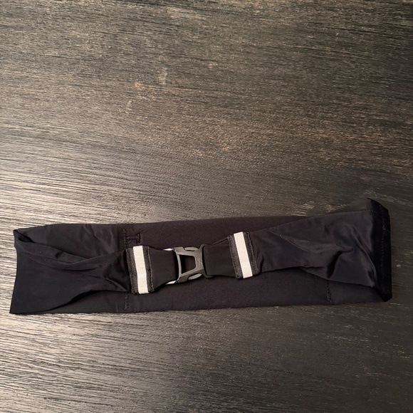 Men's Fitletic Fanny Pack. In excellent condition. - Picture 2 of 2